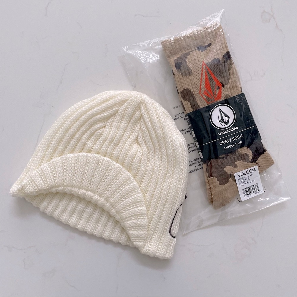 Volcom Acrylic Beanie & Crew Socks Bundle
